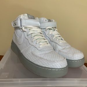 Nike Air Force 1 Mid